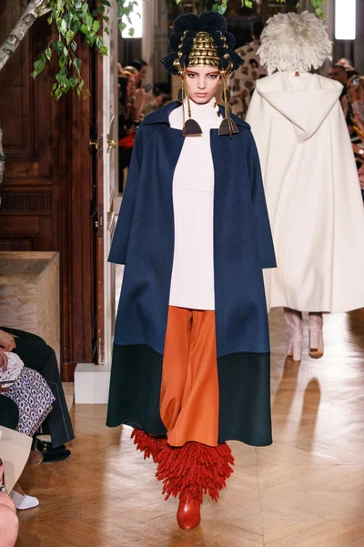 Look 24